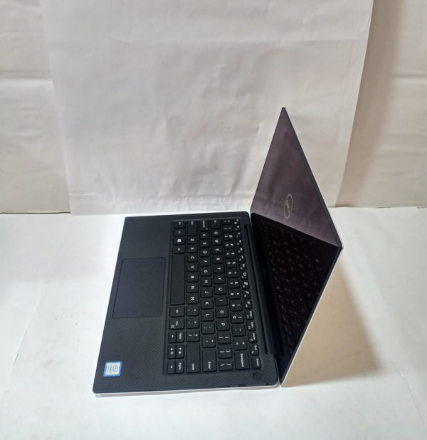 Dell XPS 13-9370 | i7(8th Gen) - Image 2