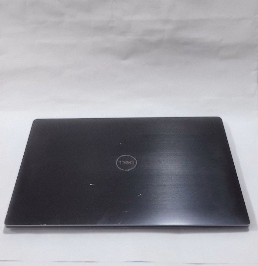 Dell Precision 15 (5530) | i7(8th Gen) | 4GB Nvidia - Image 3