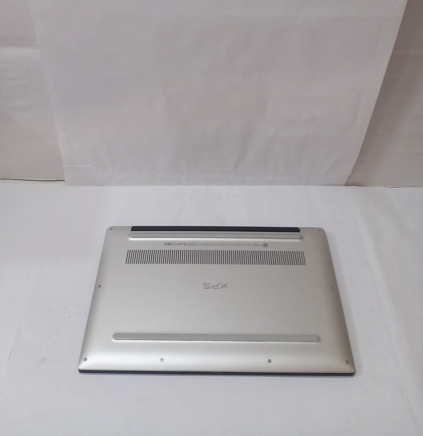 Dell XPS 13-9360 | Core i7(7th Gen) - Image 5