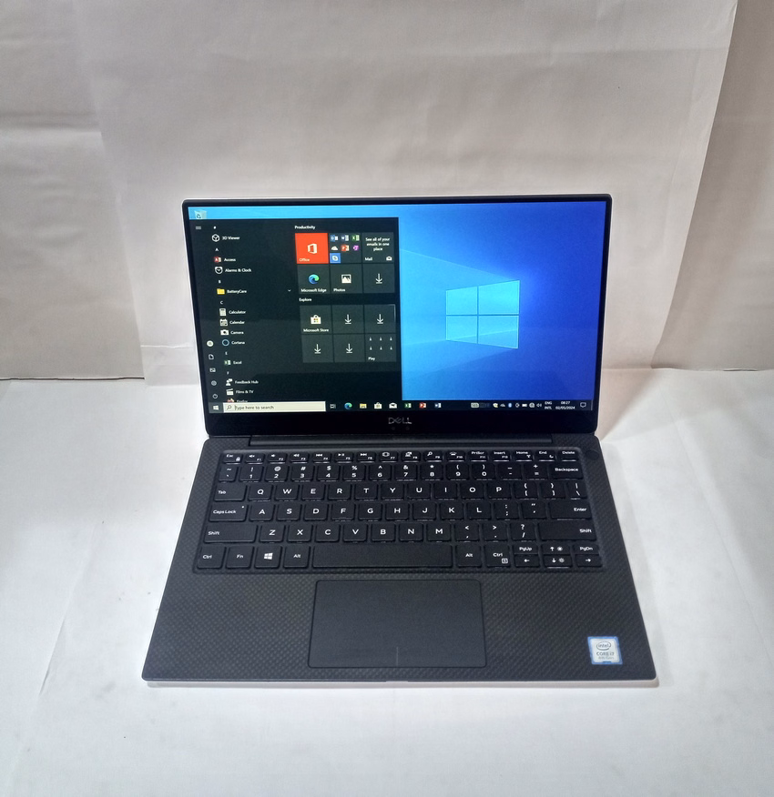 Dell XPS 13-9360 | Core i7(7th Gen)